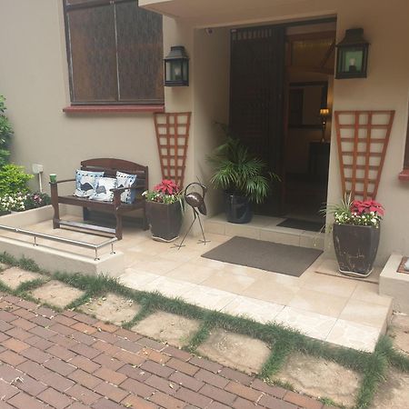 125 On Van Buuren Road Guest House Johannesburg Exterior foto