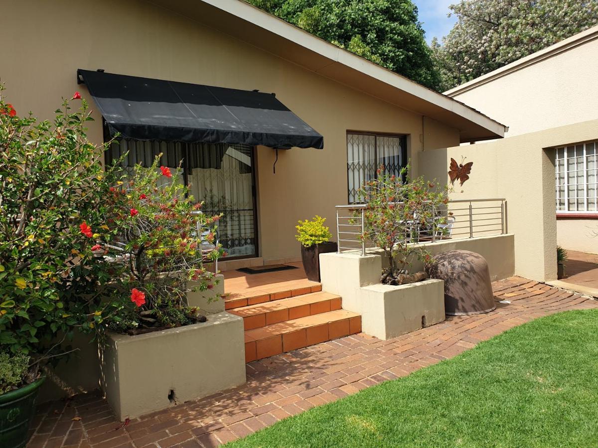 125 On Van Buuren Road Guest House Johannesburg Exterior foto