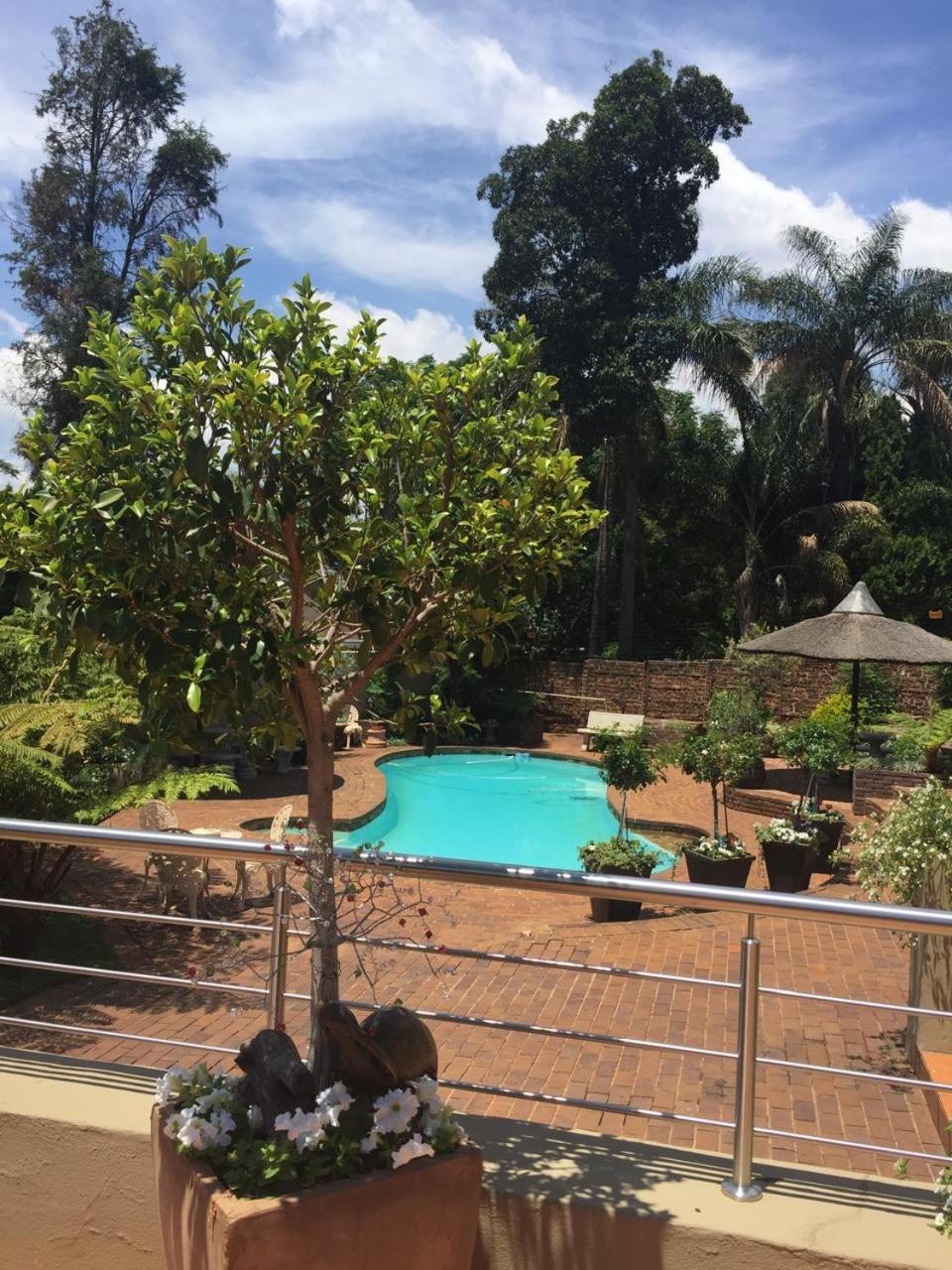 125 On Van Buuren Road Guest House Johannesburg Exterior foto